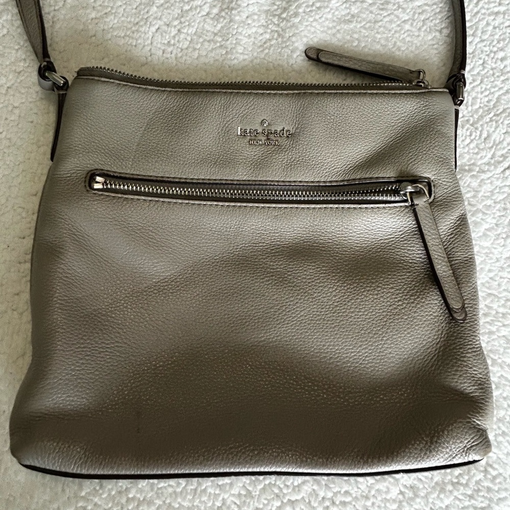 Kate Spade Gray Crossbody Bag with Minimalist Design